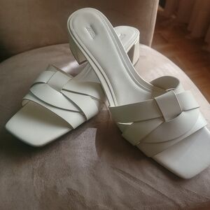 Zara leather, off white, sandal.  US size 11, EU size 42